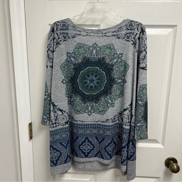 Gray & Blue XL Women's Top Mandela - Picture 5 of 5